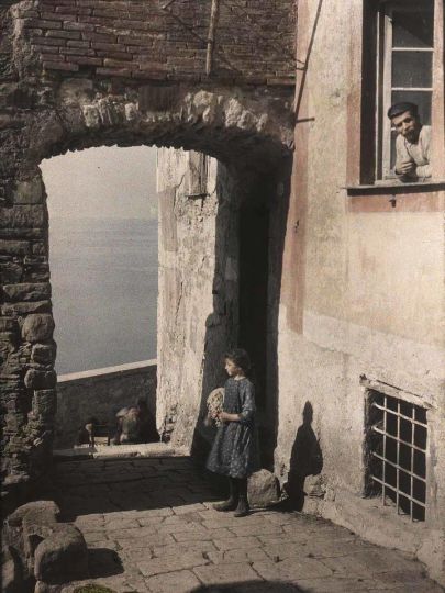 Louis J. STEELE - Un village en Ligurie, s. d. © Collection AN