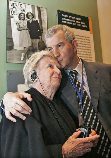 Ms. Geulen+Henri Lederhandler