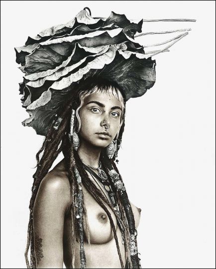 2. Jan C. Schlegel, Tribes or Our Generation, Nahal D. #5, Australia, 2017 (followers: 227k) by courtesy of Echo Fine Arts
