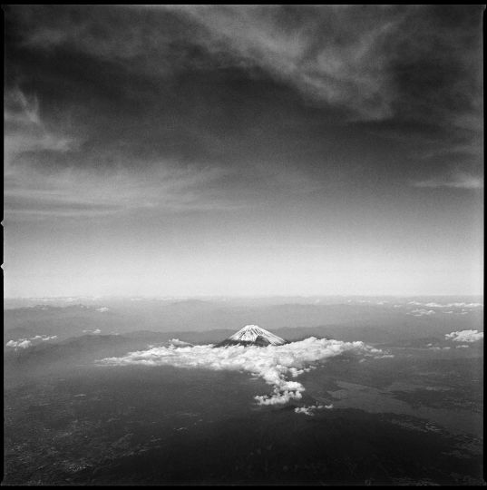 Fuji San 1992 © Xavier Lambours Signatures