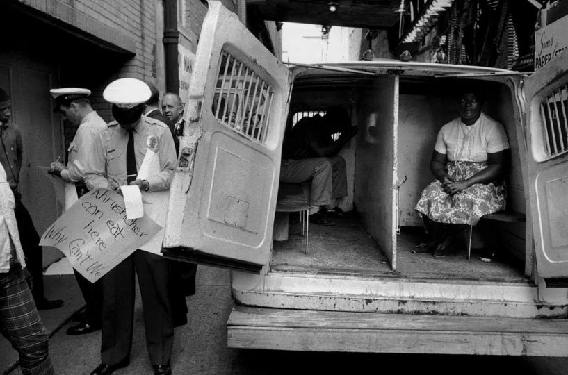 Times Of Change. New York City, 1962 © Bruce Davidson / Magnum Photos – Courtesy of Howard Greenberg Gallery