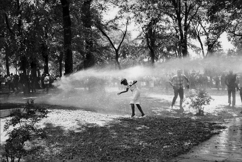 Times Of Change. Birmingham, Alabama. 1963 © Bruce Davidson / Magnum Photos – Courtesy of Howard Greenberg Gallery