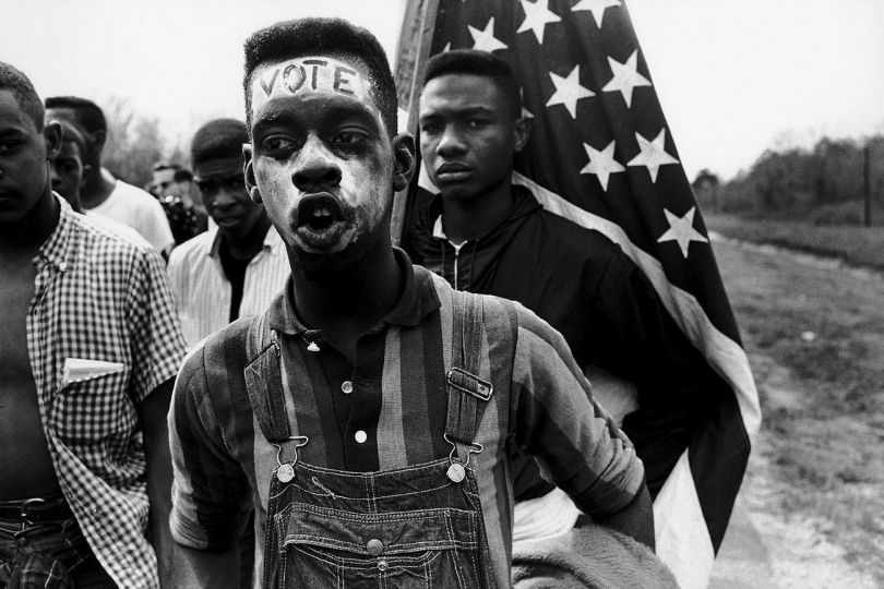 Times Of Change. Alabama, 1965. © Bruce Davidson / Magnum Photos – Courtesy of Howard Greenberg Gallery