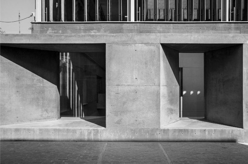 EL-Tender Concrete 04 Lilavali Lalbhal Library Ahmedabad February 2022 © Emmanuel Lenain