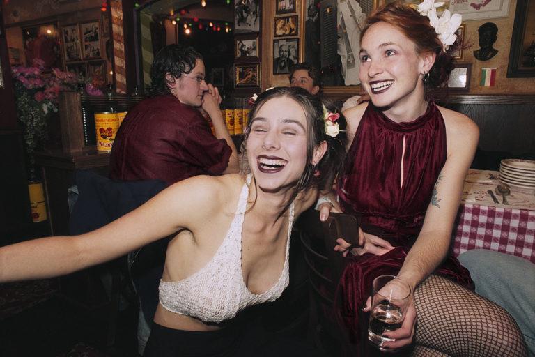f3 - freiraum für fotografie : Chloe Sherman : Renegades. San Francisco : Queer Life in the 1990s