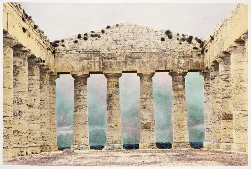Temple II, Segesta © Elizabeth Lennard - Courtesy of the artist and Galerie Coutaz