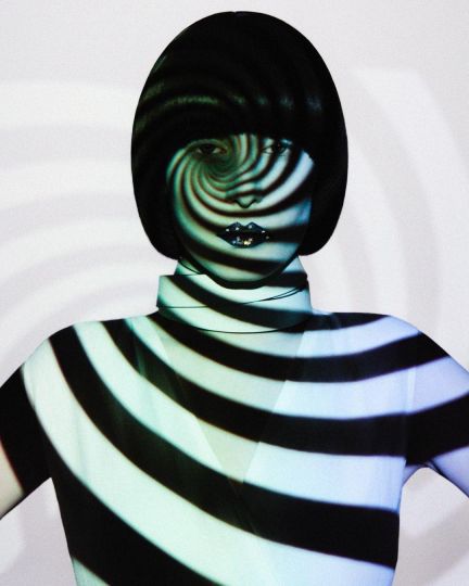 CARLIJN JACOBS [A+C] X W MAGAZINE