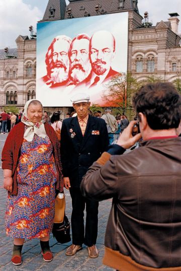 Posing for photo souvenir on Red Square on May Day Moscow 1990 © HS Liu