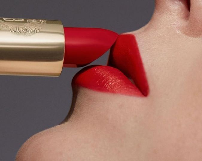 JOHNSON LUI [2DM] X BOBBI BROWN COSMETICS