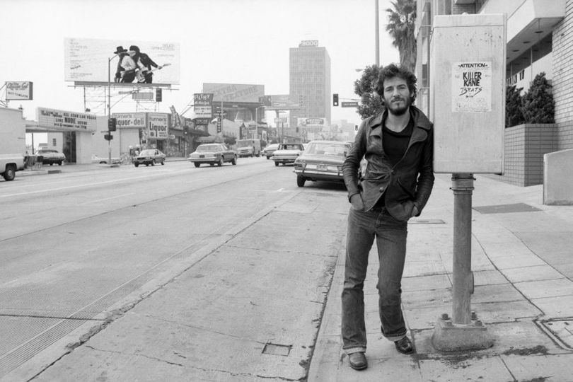 Bruce Springsteen on the Sunset Strip Los Angeles, 1975 © Terry O'Neill - Courtesy CAMERA WORK