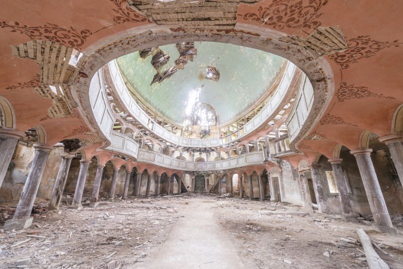 © Romain Veillon