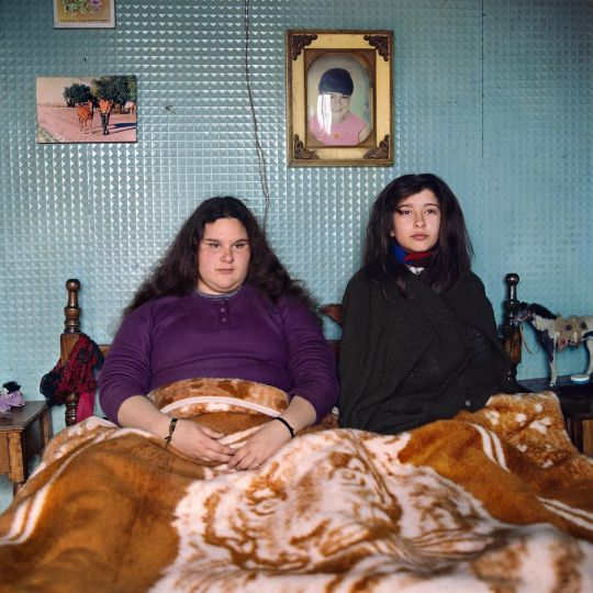 Juana’s Bed, 2004 [Le Lit de Juana, 2004] © 2021 Alessandra Sanguinetti / Magnum Photos.
