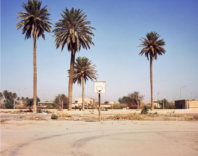 Baghdad, Iraq, 2003 © Sean Hemmerle - Courtesy of the artist and The Front Room Gallery : 
