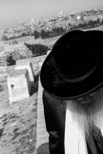 © Ralph Gibson - Courtesy of the artist and the Heller Museum