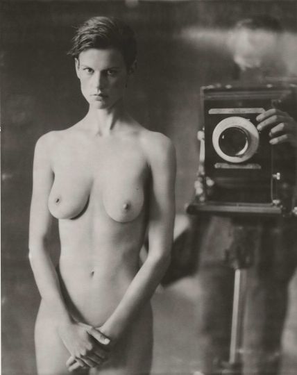 Autoportrait with Saskia, Paris, 2011. © Paolo Roversi