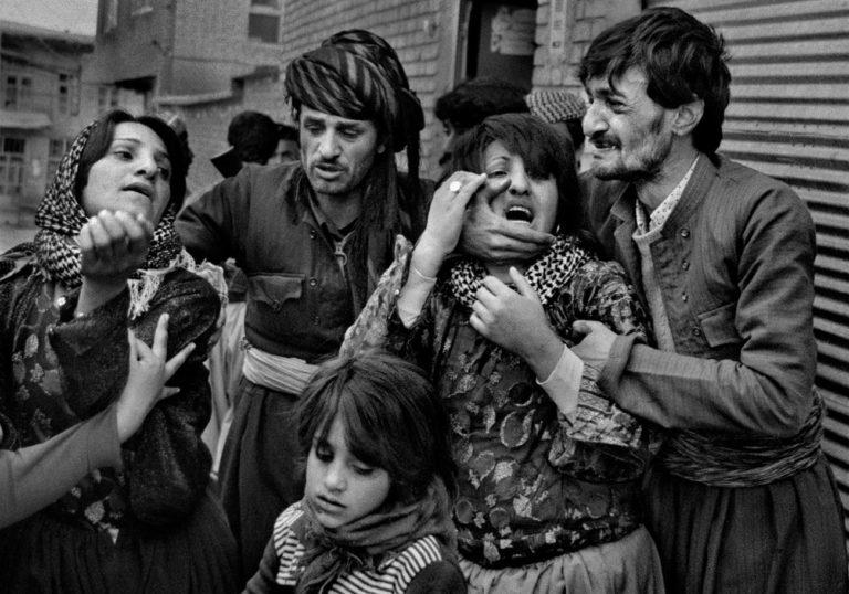 Cosmopolis : Reza : The Persian eye, photography, an act of resistance