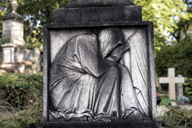 Jean-Claude Marguerite : Is the funerary art of Père-Lachaise sexist ?