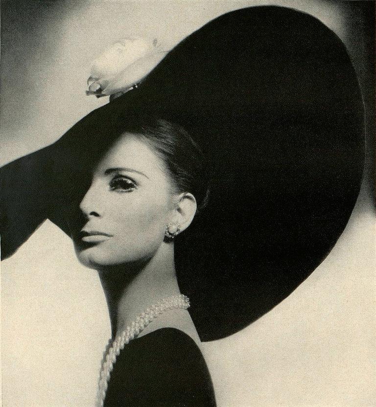 Thames & Hudson : Balenciaga / Kublin : A Fashion Record - The Golden Age of Fashion Photography