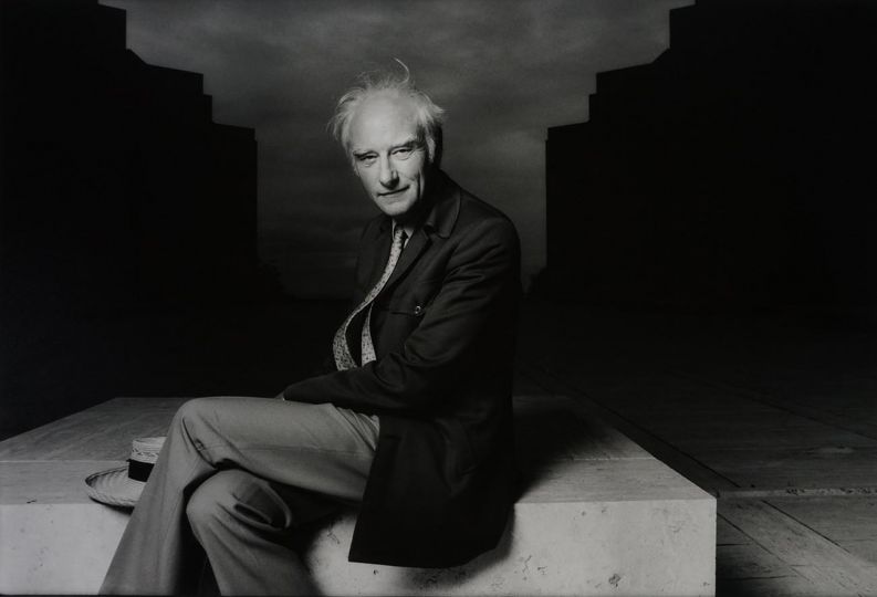 Norman Seeff b. 1939 - Sir Francis Crick, La Jolla, 1982 © Norman Seeff / Courtesy Peter Fetterman Gallery