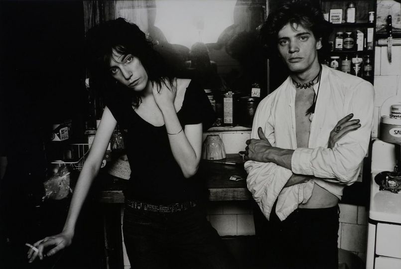 Norman Seeff B. 1939 - Patti Smith & Robert Mapplethorpe, New York, 1969 © Norman Seeff / Courtesy Peter Fetterman Gallery