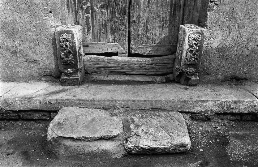 Xiaojinsi Hutong - Pekin 1989-1990 © Xu Yong