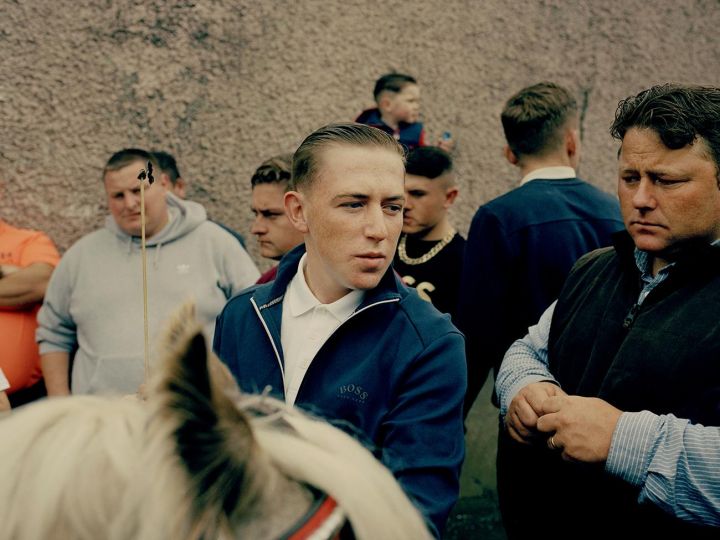 Haggling at the horse fair © Sam Wright - From the book Pillar to Post - Courtesy of GOST Books