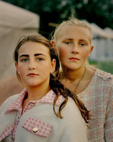Sisters at Appleby © Sam Wright - From the book Pillar to Post - Courtesy of GOST Books