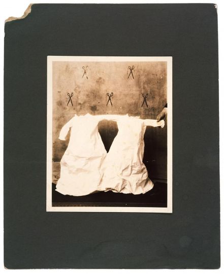 Untitled - Twins © Dan Estabrook - From the book Forever & Never - Courtesy Artsuite
