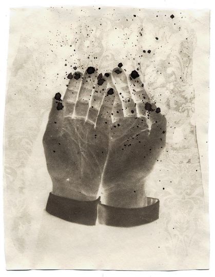 Black Hands © Dan Estabrook - From the book Forever & Never - Courtesy Artsuite