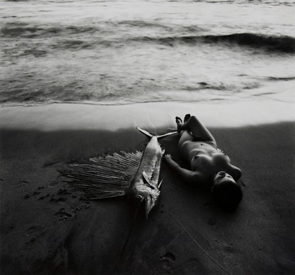 The Stranded Lovers, Mexico, 2009 © Flor Garduño - Courtesy Throckmorton Fine Art