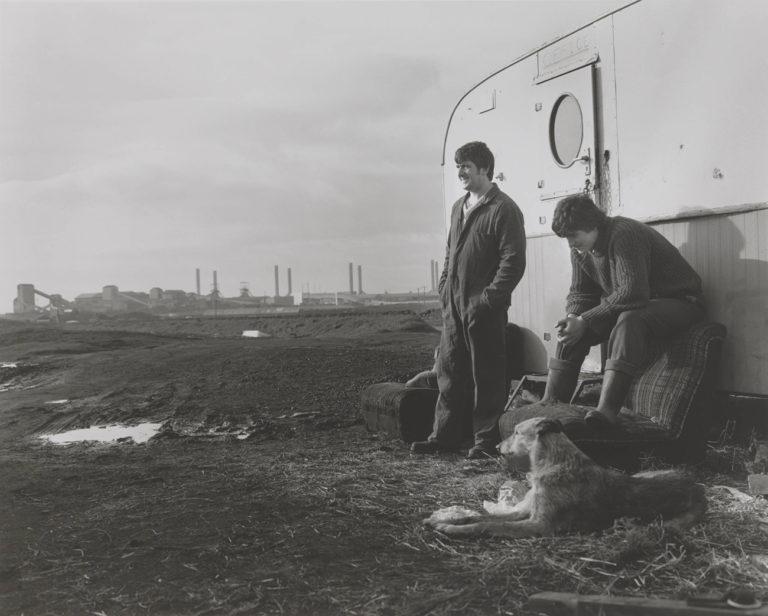 The 80s Photographing Britain : The book of the exhibition at Tate Britain