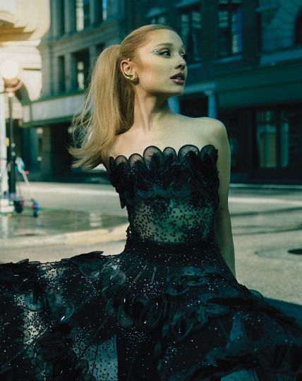 NORMAN JEAN ROY [MALONEY ARTIST MGMT] X ARIANA GRANDE for VANITY FAIR