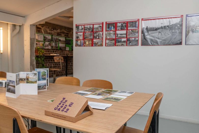 © Hortense Soichet, vue de l’exposition Penser l’urbain par l'image, douze ans de recherche-création collective, au 44 Gassendi, 2024-2025.