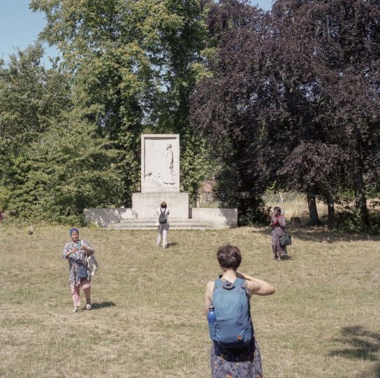 © Hortense Soichet, Grand Paris sur le fil, Nogent-sur-Marne, 2023.