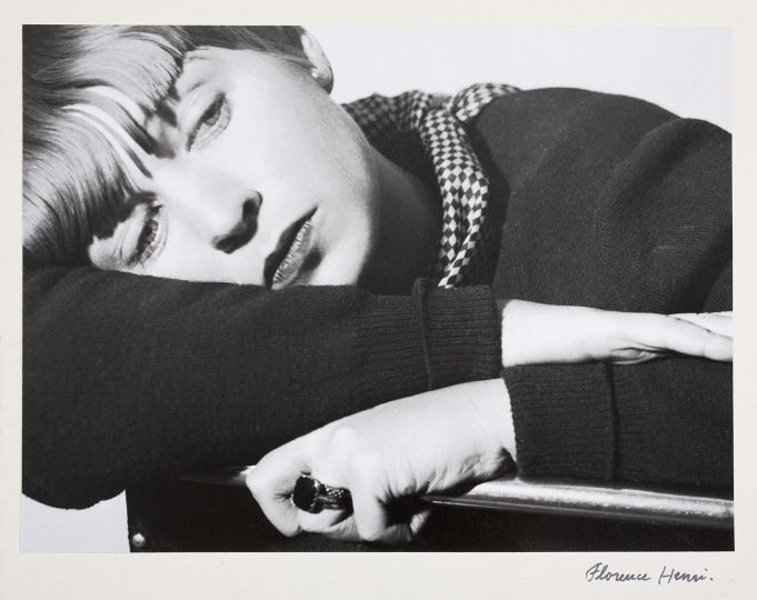 Portrait composition (Tulia Kaiser), Paris, 1930 © Florence Henri -Courtesy Galerie Le Minotaure