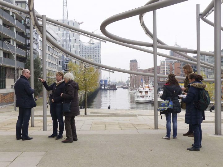 © Sonja Preissing, Itinéraires HafenCity, in Researching a City, Hambourg, 2014.