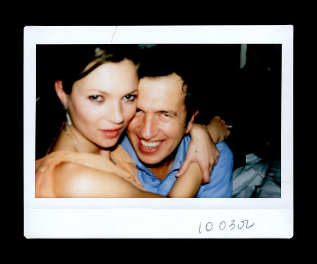 Kate Moss, Mario Testino © Tai “Davé” Cheung - A Night At Davé - Courtesy IDEA Books
