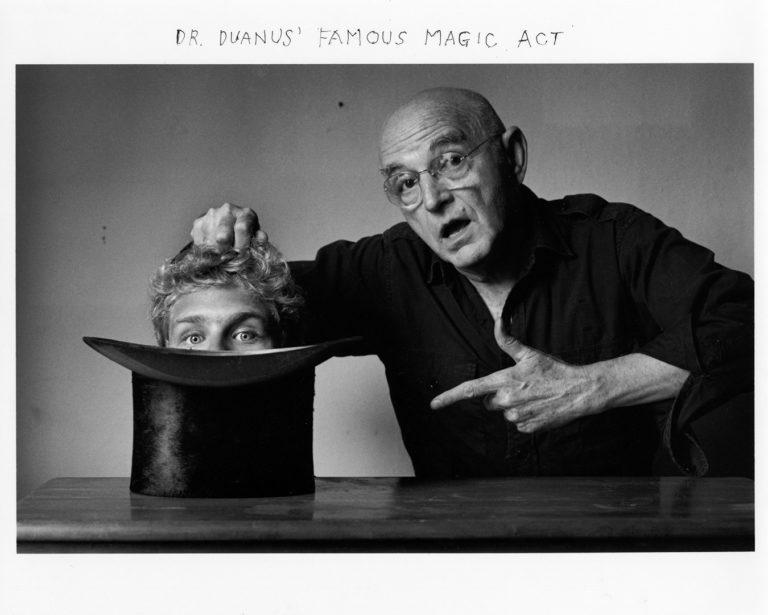 SpazioReale : Duane Michals. Photographe de l'Invisible