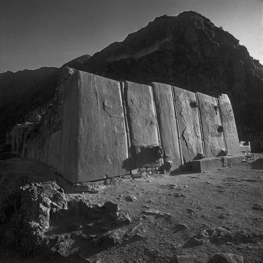 Javier Silva Meinel, Ollantaytambo, 1999 © Javier Silva Meinel / Galerie Younique