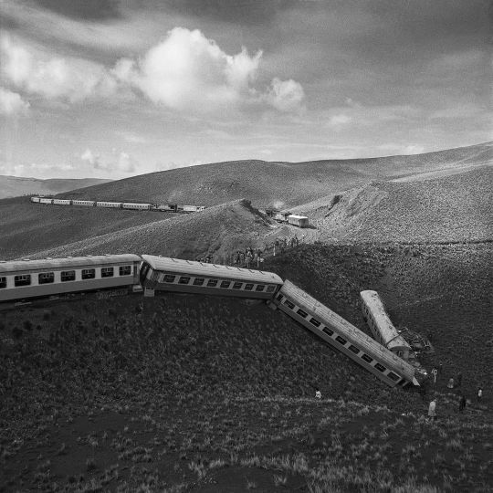 Javier Silva Meinel, Tren Cusco - Puno, 1984 © Javier Silva Meinel / Galerie Younique