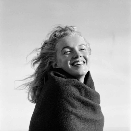 Joy (Marilyn Monroe), near Malibu, California, 1946 © André De Dienes / MUUS Collection