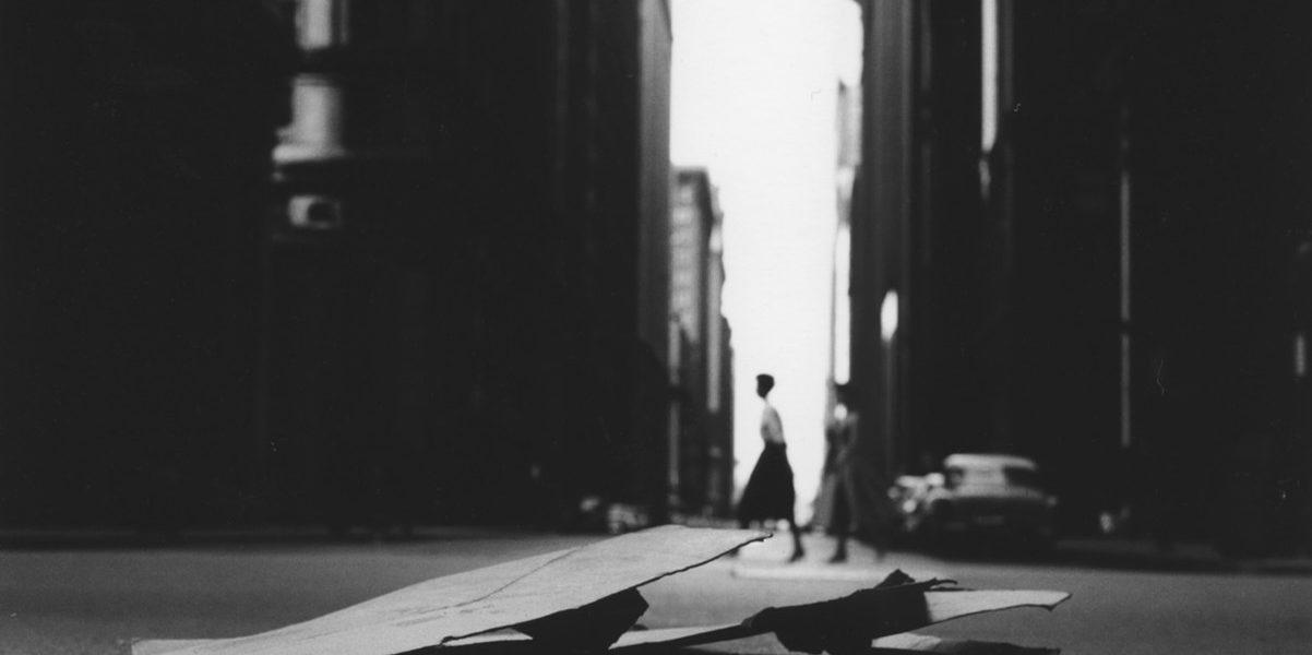 Ray K. Metzker City Lux : L’Œuvre au Noir (et une toute petite dose de Blanc)