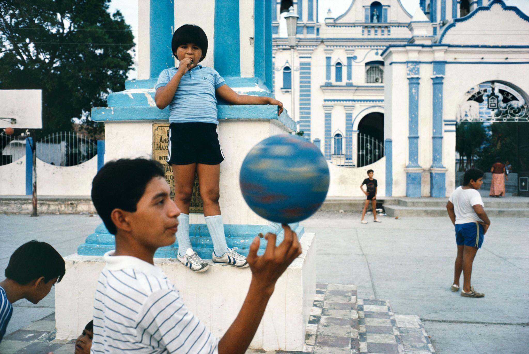 FUJIKINA Arles : A Third Act