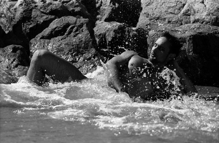 Editorial : Summer is here ! Send us your photos !